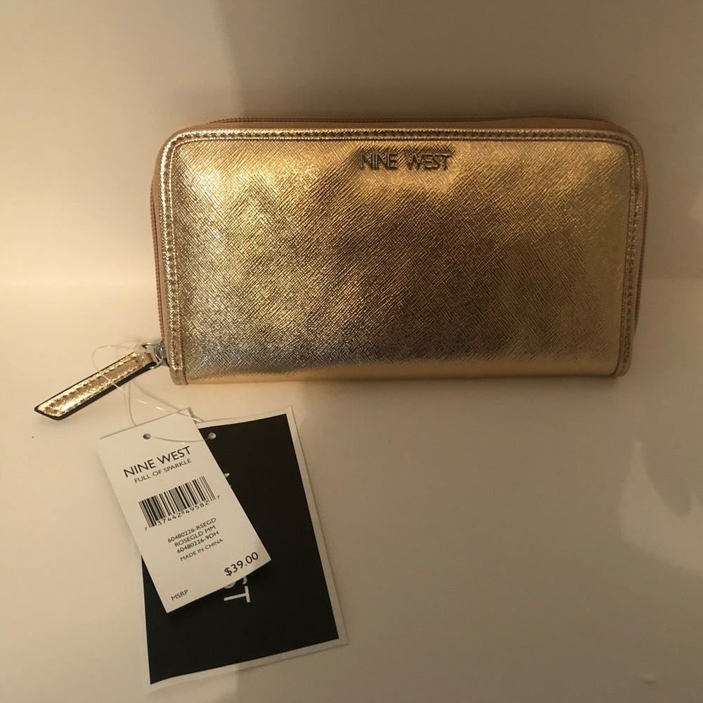 Crossbody and wallets - Picture 5 of 5